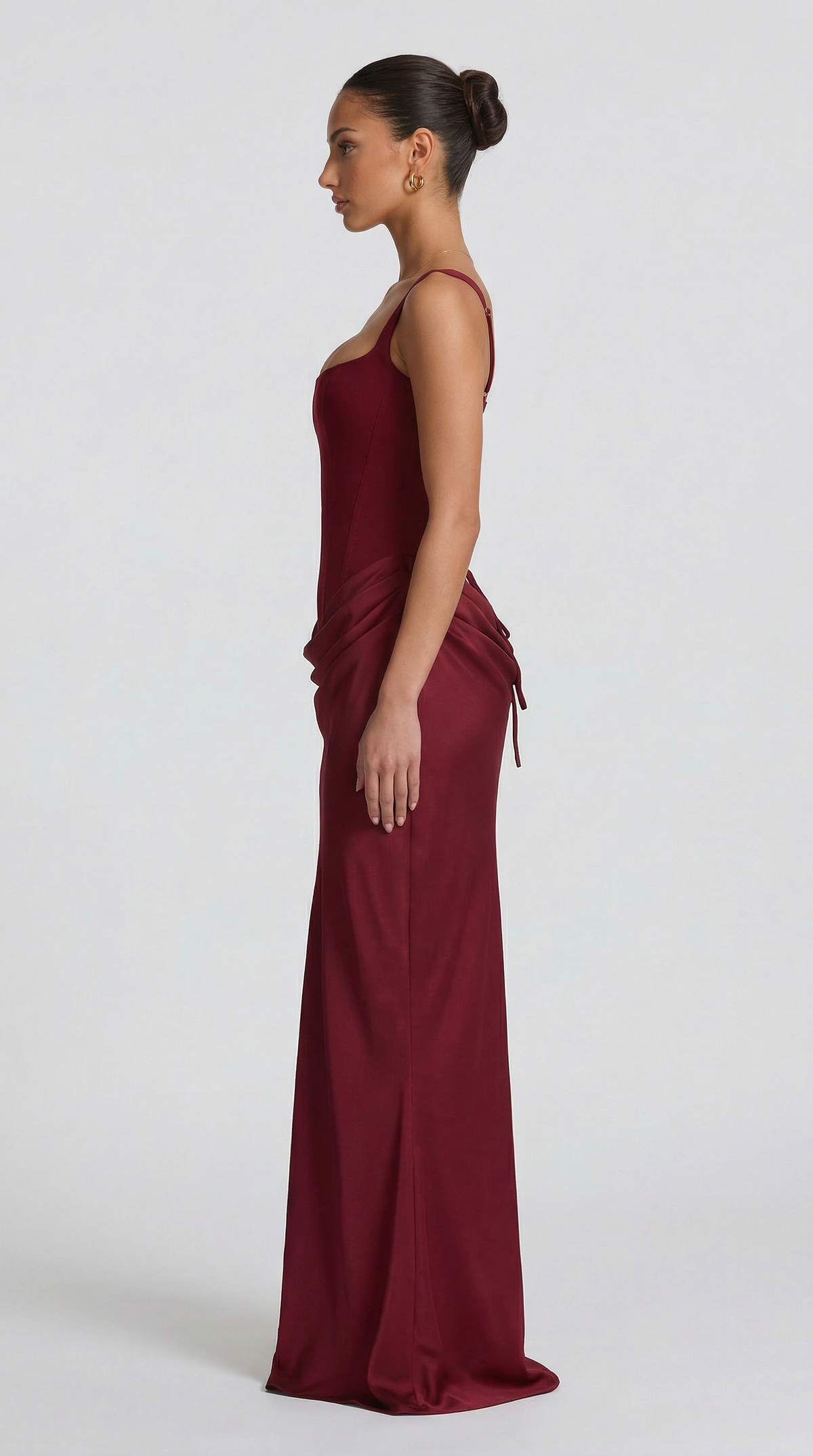 Julie | Vestido maxi de corte reloj de arena - Burdeos