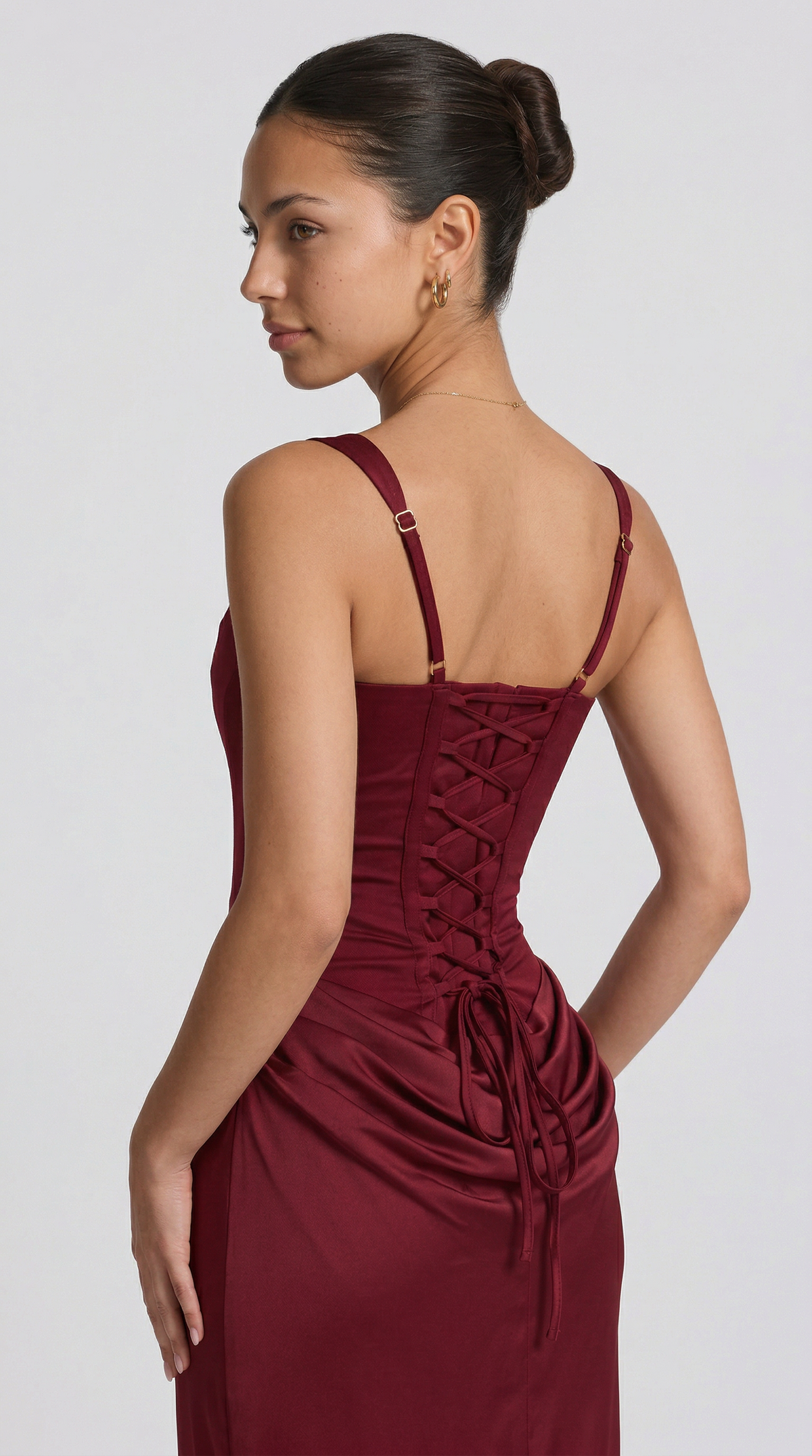 Julie | Vestido maxi de corte reloj de arena - Burdeos